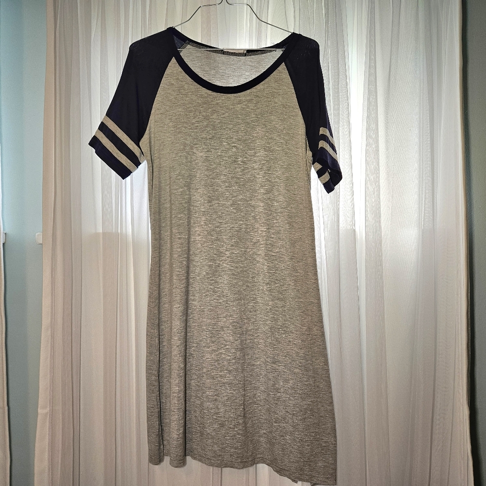 Casual Gray and Black Mini Dress